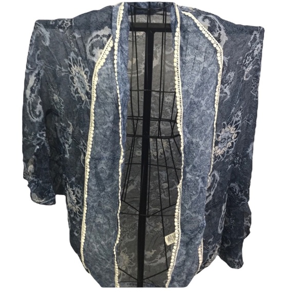 Chico’s Paisley Cocoon Wrap - Picture 2 of 4